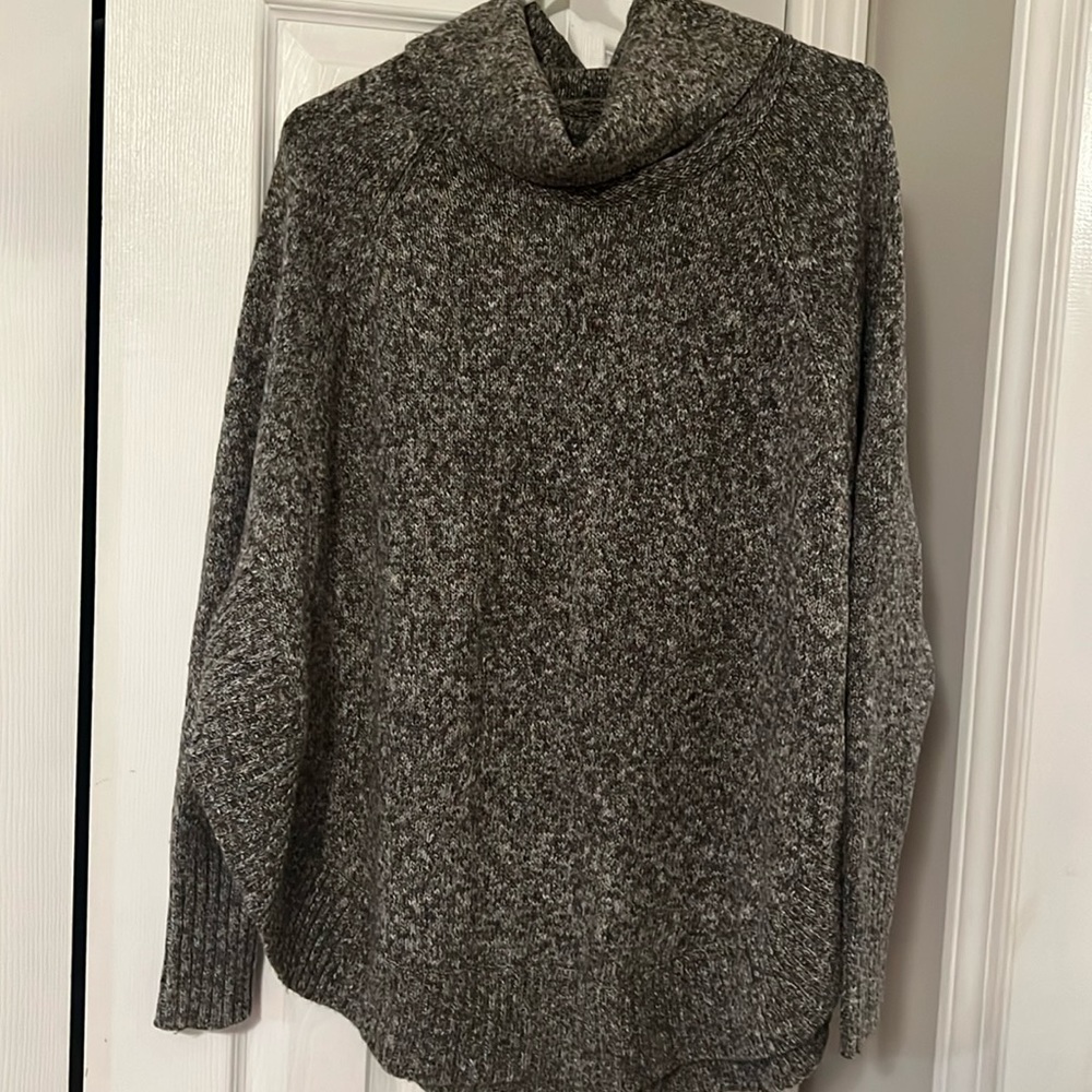 Long sleeve turtle neck sweater